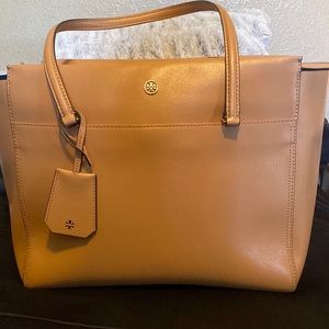 Tory Burch Gemini link tote